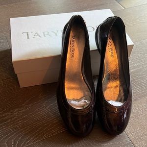 New inbox Taryn Rose Patton leather metallic ballerina flats
